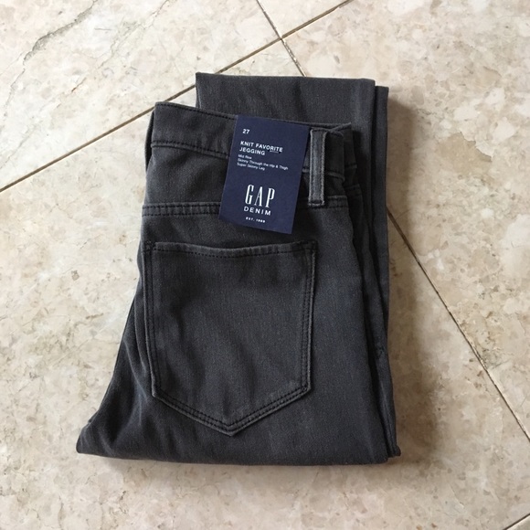 GAP Denim - GAP NWT Jeggings 27